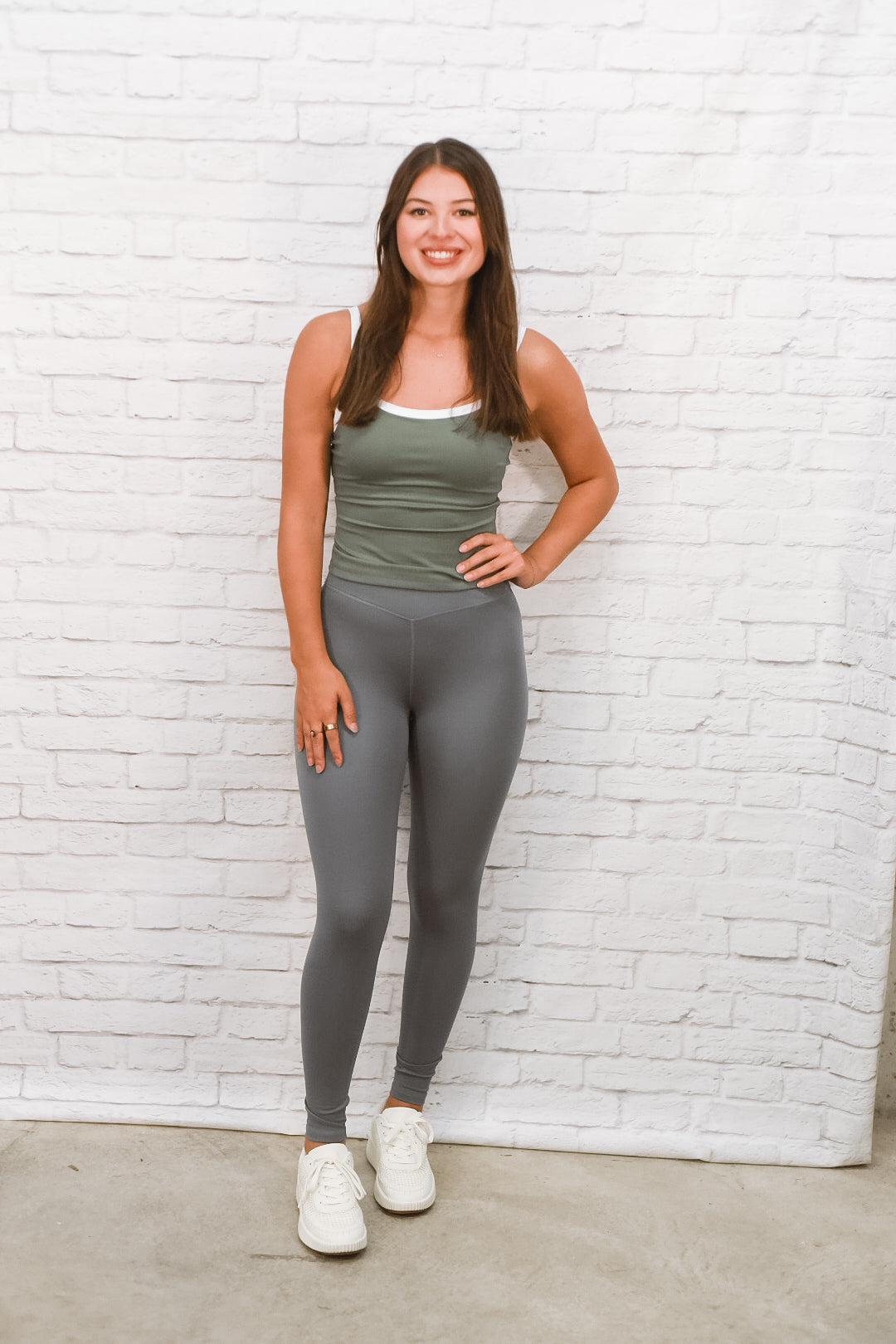 Emerald Breeze Adjustable Tank – Eldergreen