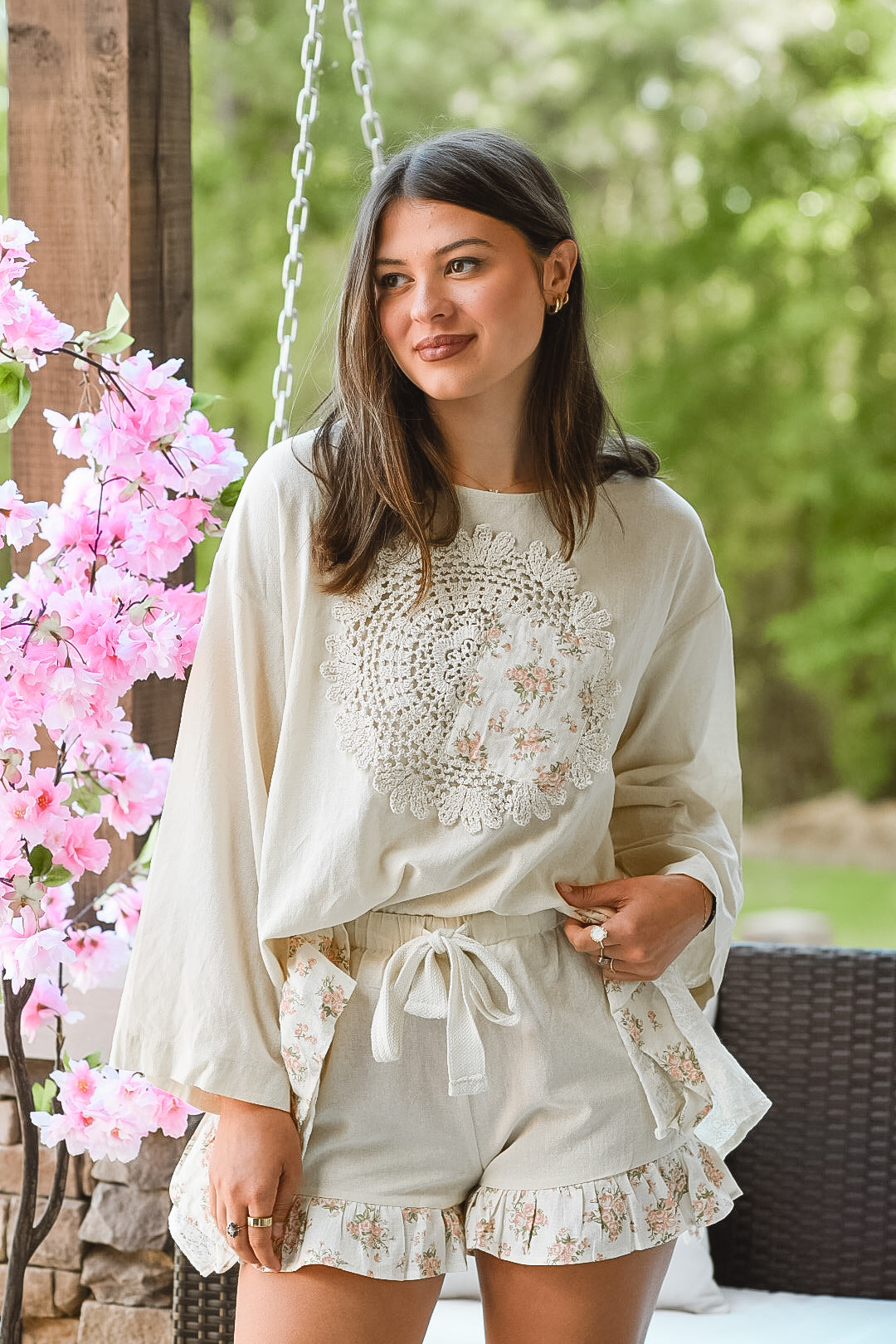 Vintage Bloom Ruffle and Floral Set