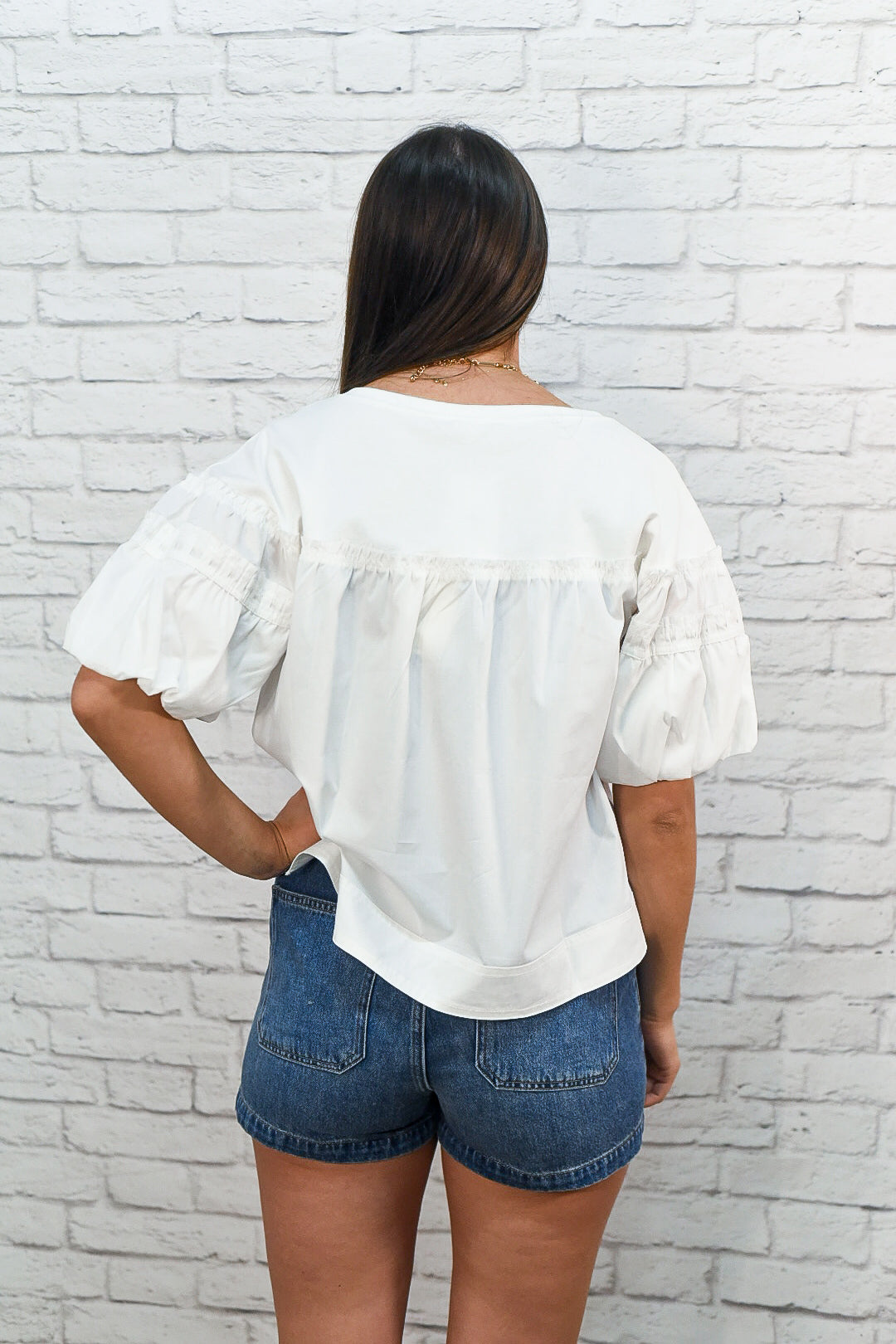 Classic White Puff Sleeve Blouse – Feminine Lightweight Summer Top