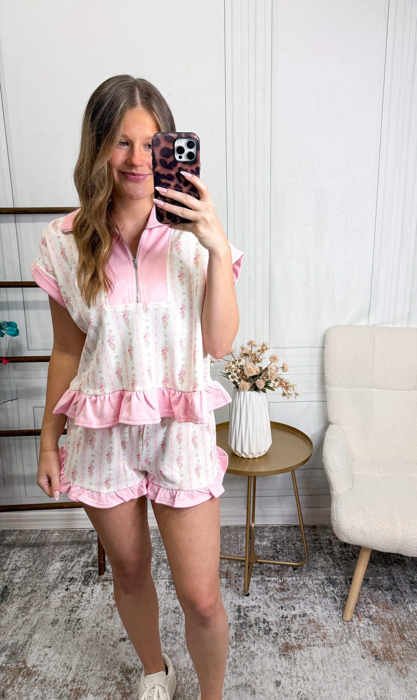Garden Breeze Ruffle Lounge Set