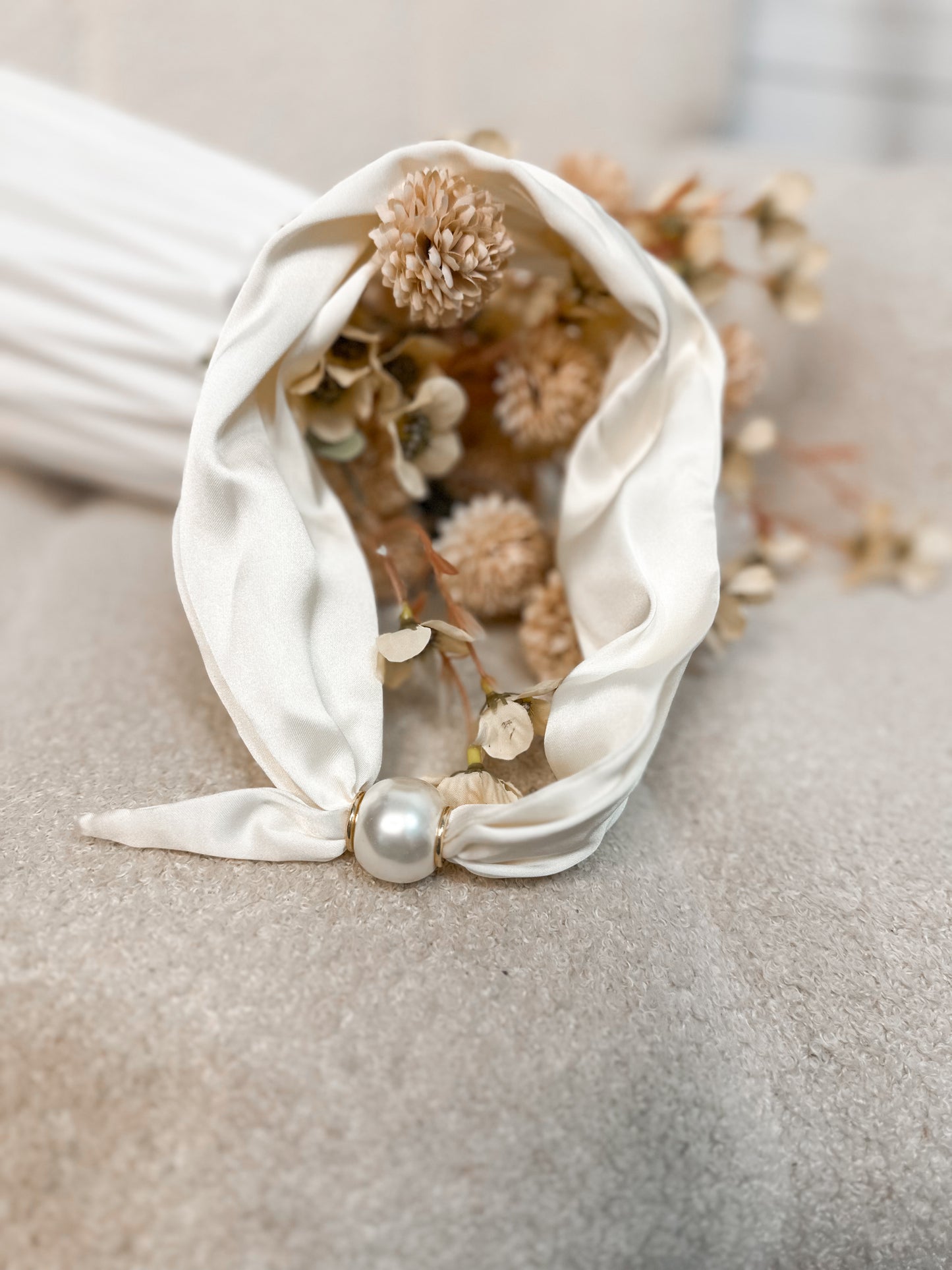 White Pearl Scarf Necklace