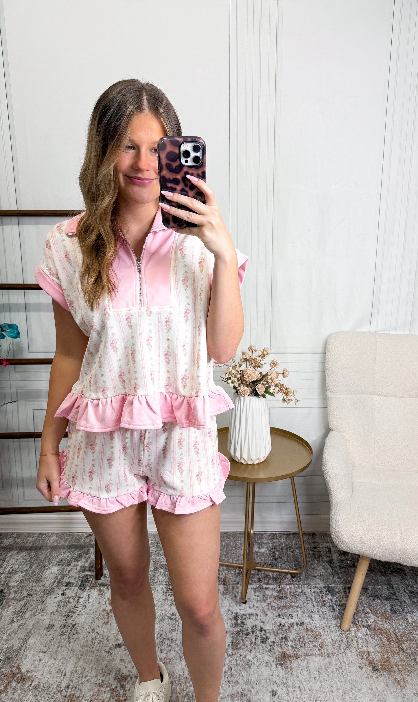 Garden Breeze Ruffle Lounge Set